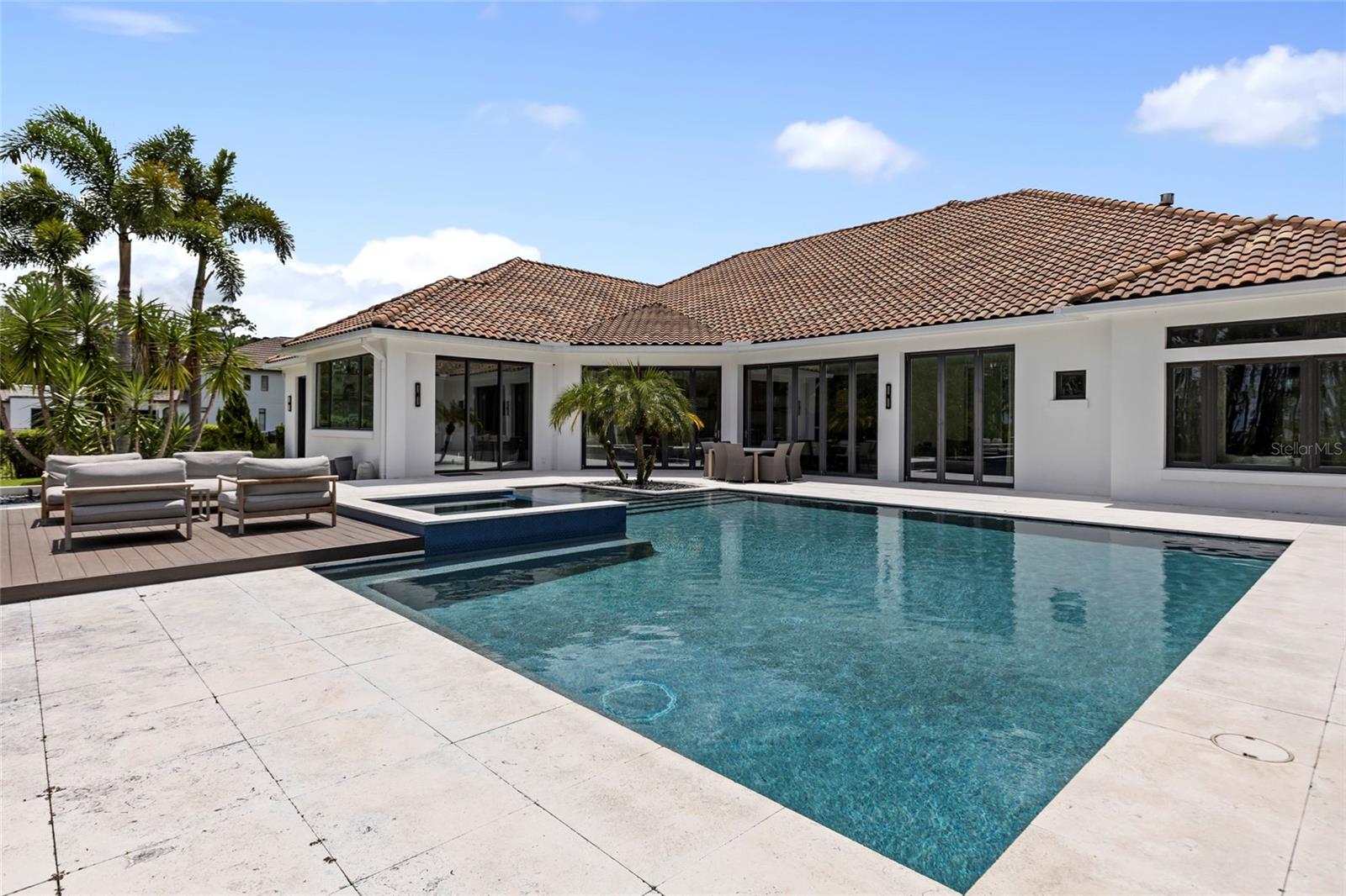 KEENES POINTE - Residential
