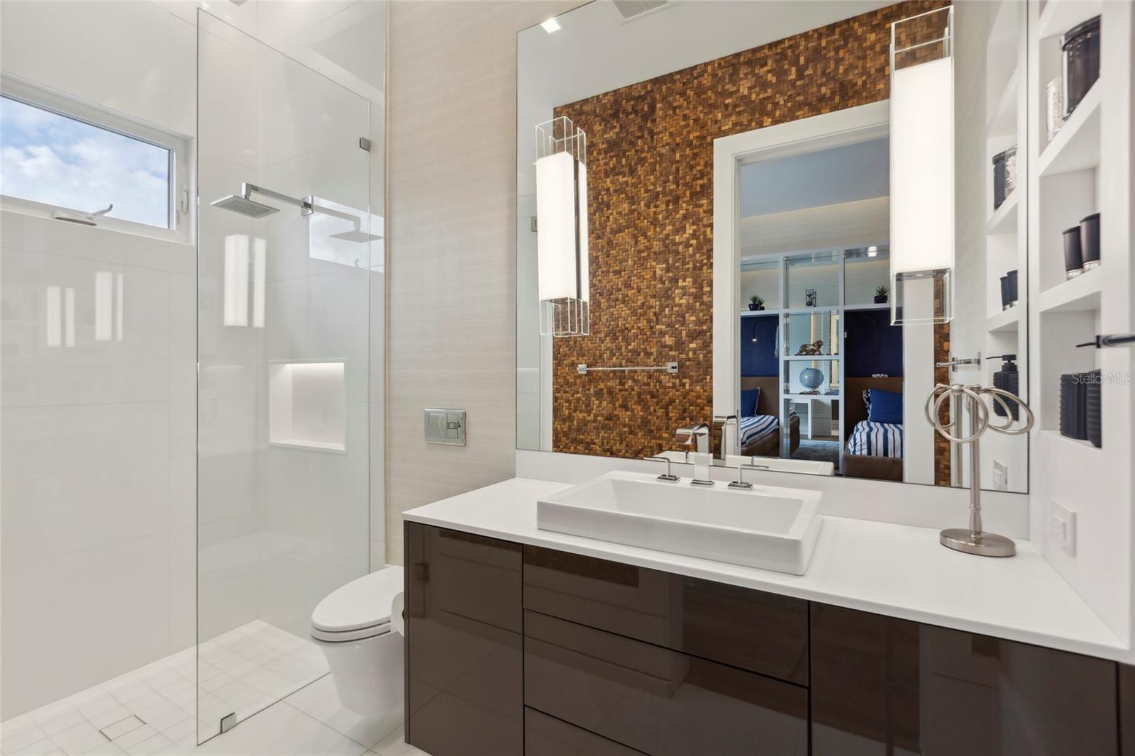 KEENES POINTE - Residential