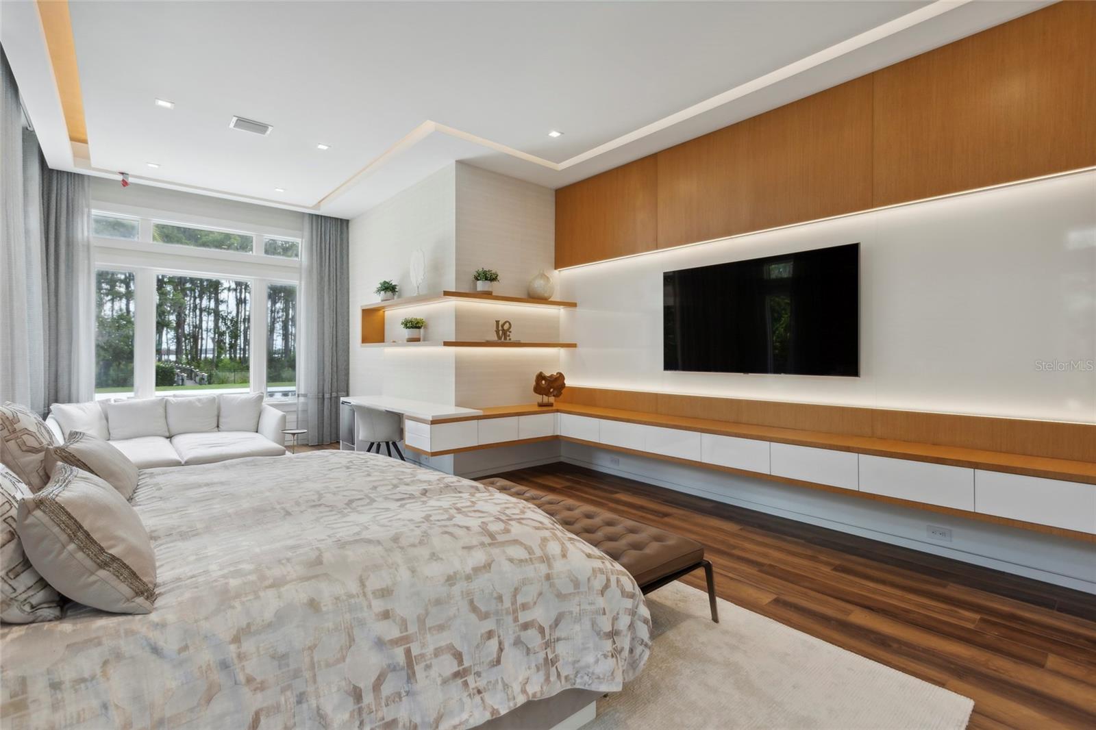 KEENES POINTE - Residential