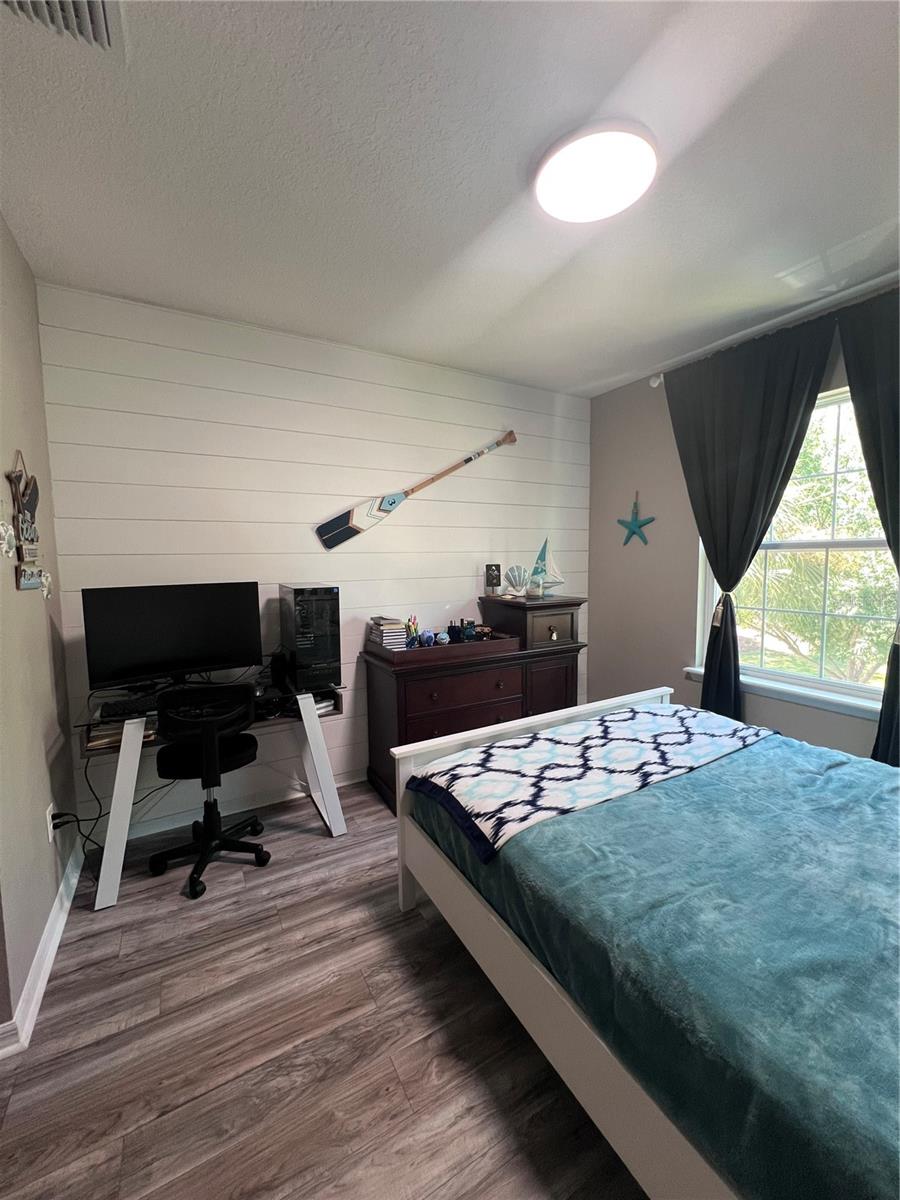 AVELAR CREEK NORTH - Residential Lease