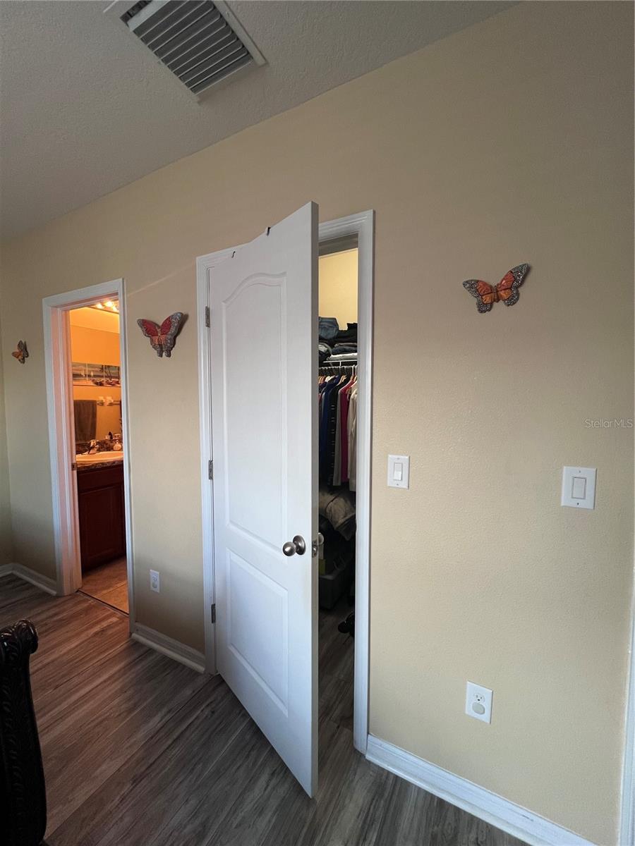 AVELAR CREEK NORTH - Residential Lease