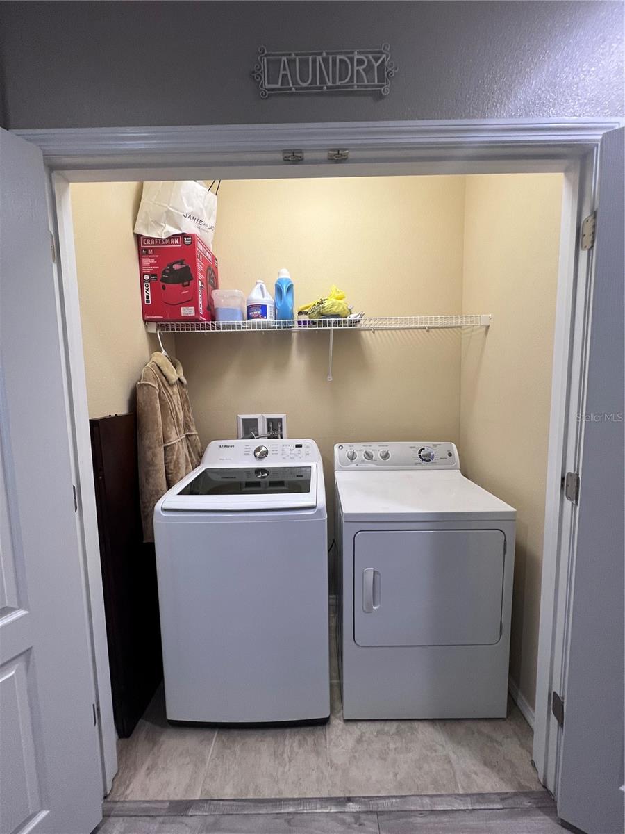 AVELAR CREEK NORTH - Residential Lease