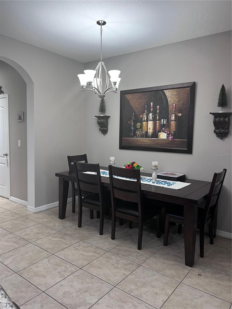 AVELAR CREEK NORTH - Residential Lease