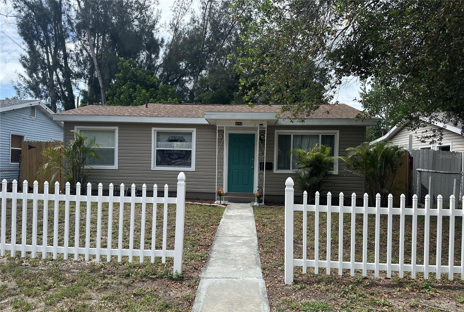 This charming 1955, 3 bed-1bath home is full of character and ready for its next owner to make it their own. Located in a non-flood zone area, which offers peace of mind along with several major updates already including a newer roof in 2020, water heater and plumbing in 2022. The home also offer alley access to covered carport, providing easy parking. Its cozy appeal and important improvements already in place waits to be appreciated and personalized.