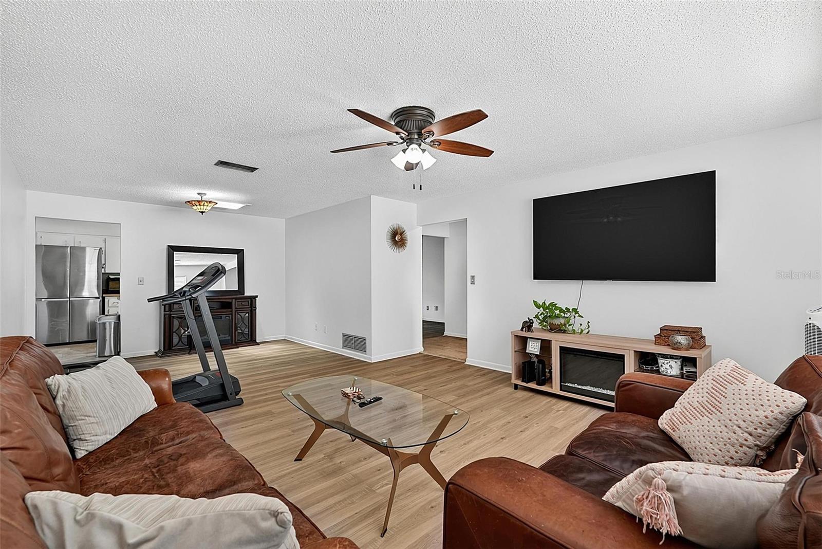 OAK FOREST PH 01-05 - Residential