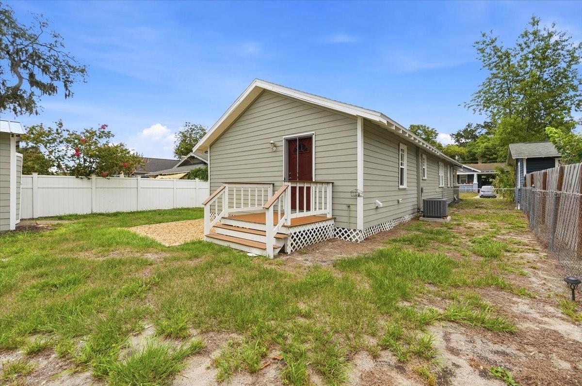 DIXIELAND REV - Residential