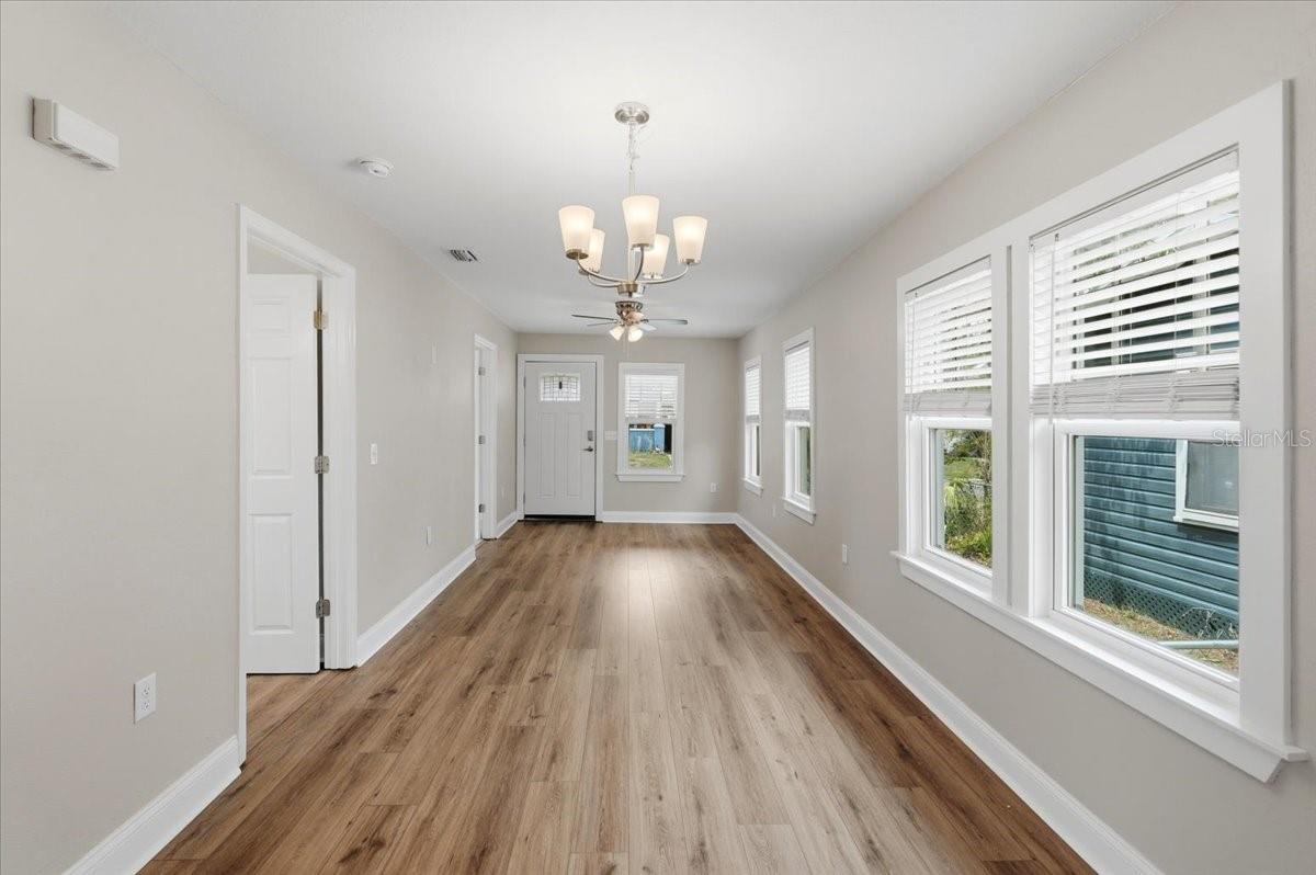 DIXIELAND REV - Residential