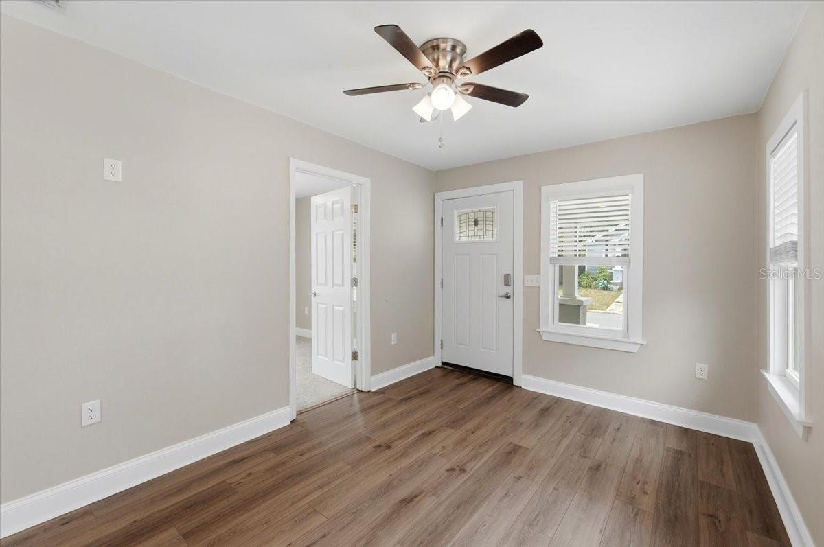 DIXIELAND REV - Residential
