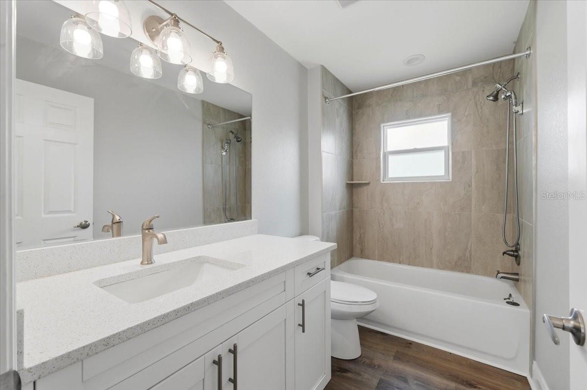 DIXIELAND REV - Residential