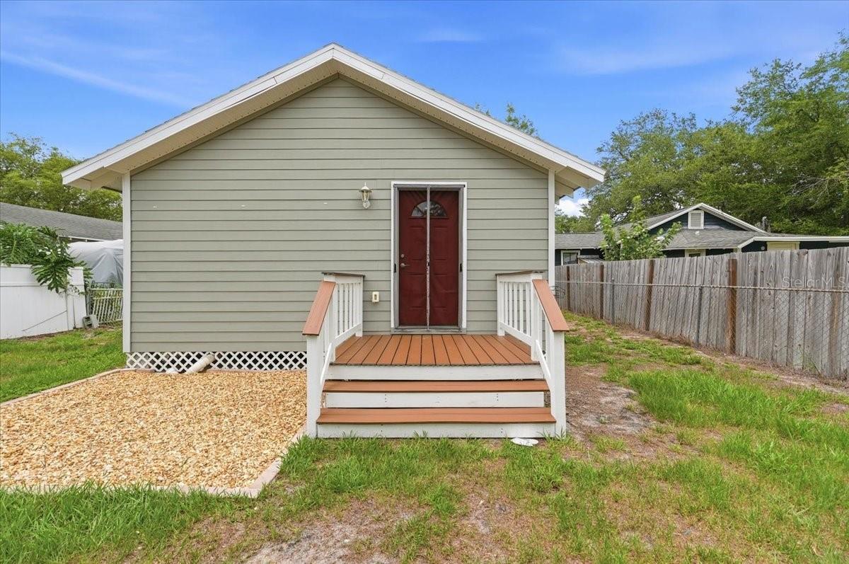 DIXIELAND REV - Residential