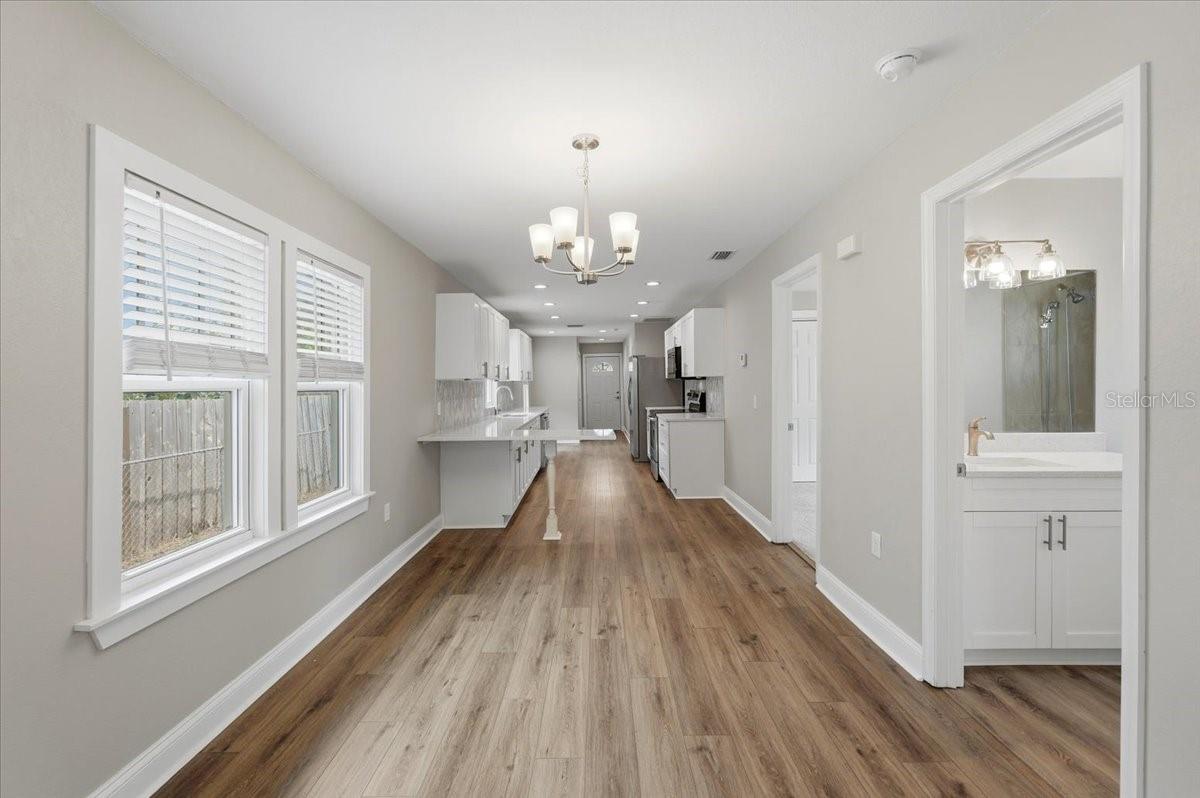 DIXIELAND REV - Residential