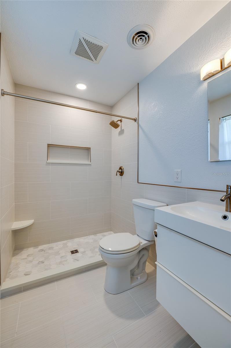RAY MAR HEIGHTS BELLEWOOD - Residential