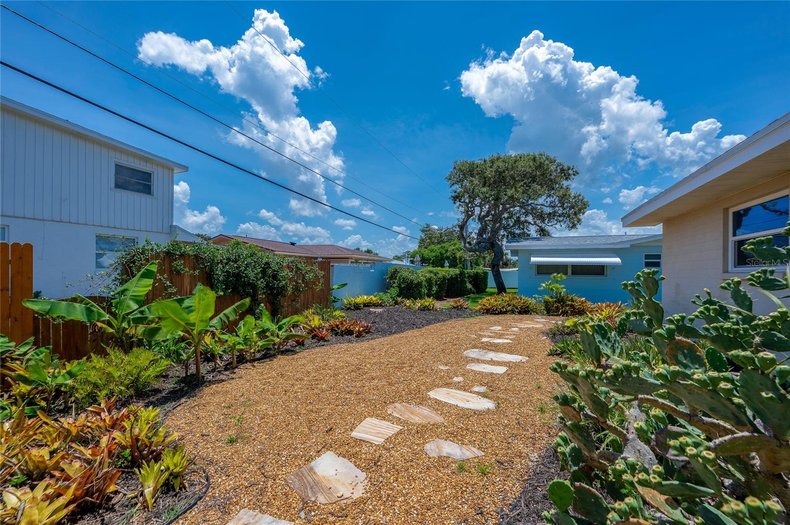 RAY MAR HEIGHTS BELLEWOOD - Residential