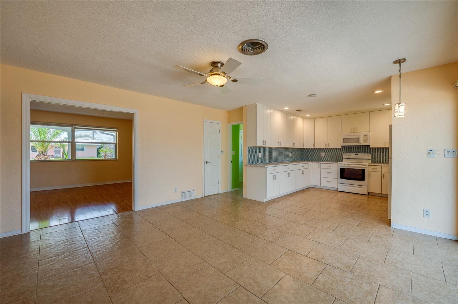 RAY MAR HEIGHTS BELLEWOOD - Residential