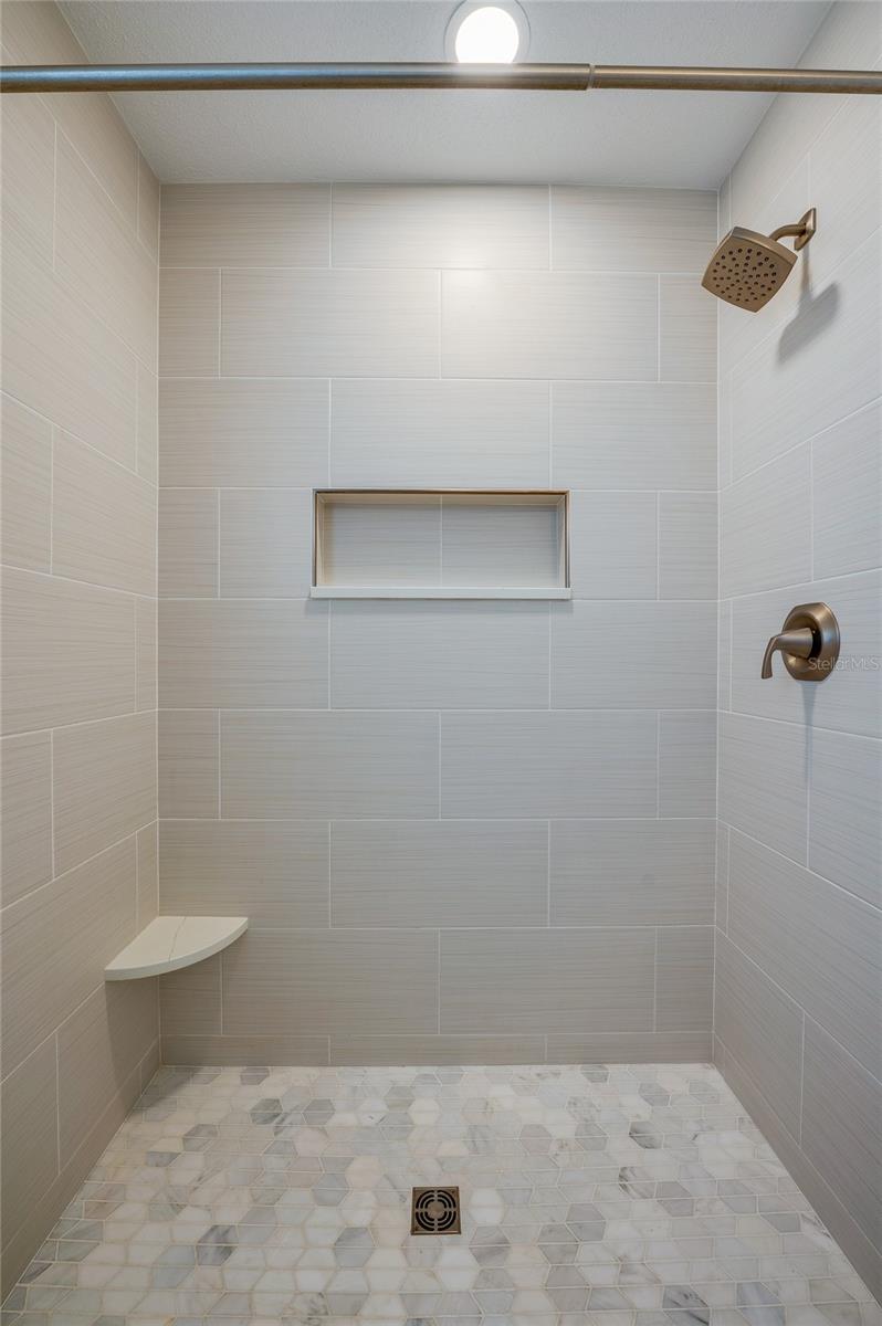 RAY MAR HEIGHTS BELLEWOOD - Residential