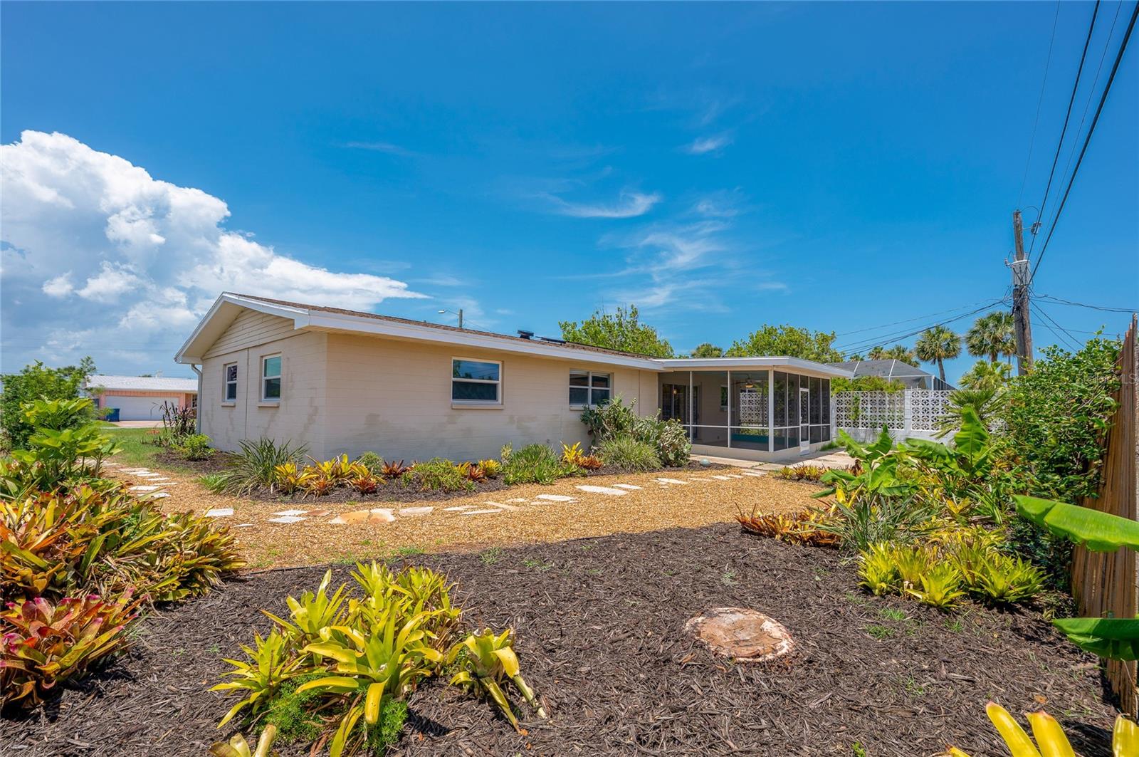 RAY MAR HEIGHTS BELLEWOOD - Residential