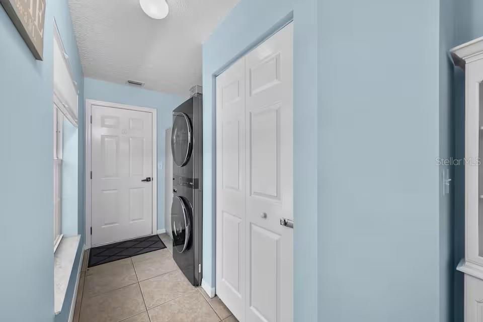 ROYAL PALMS SEC 30 - Residential