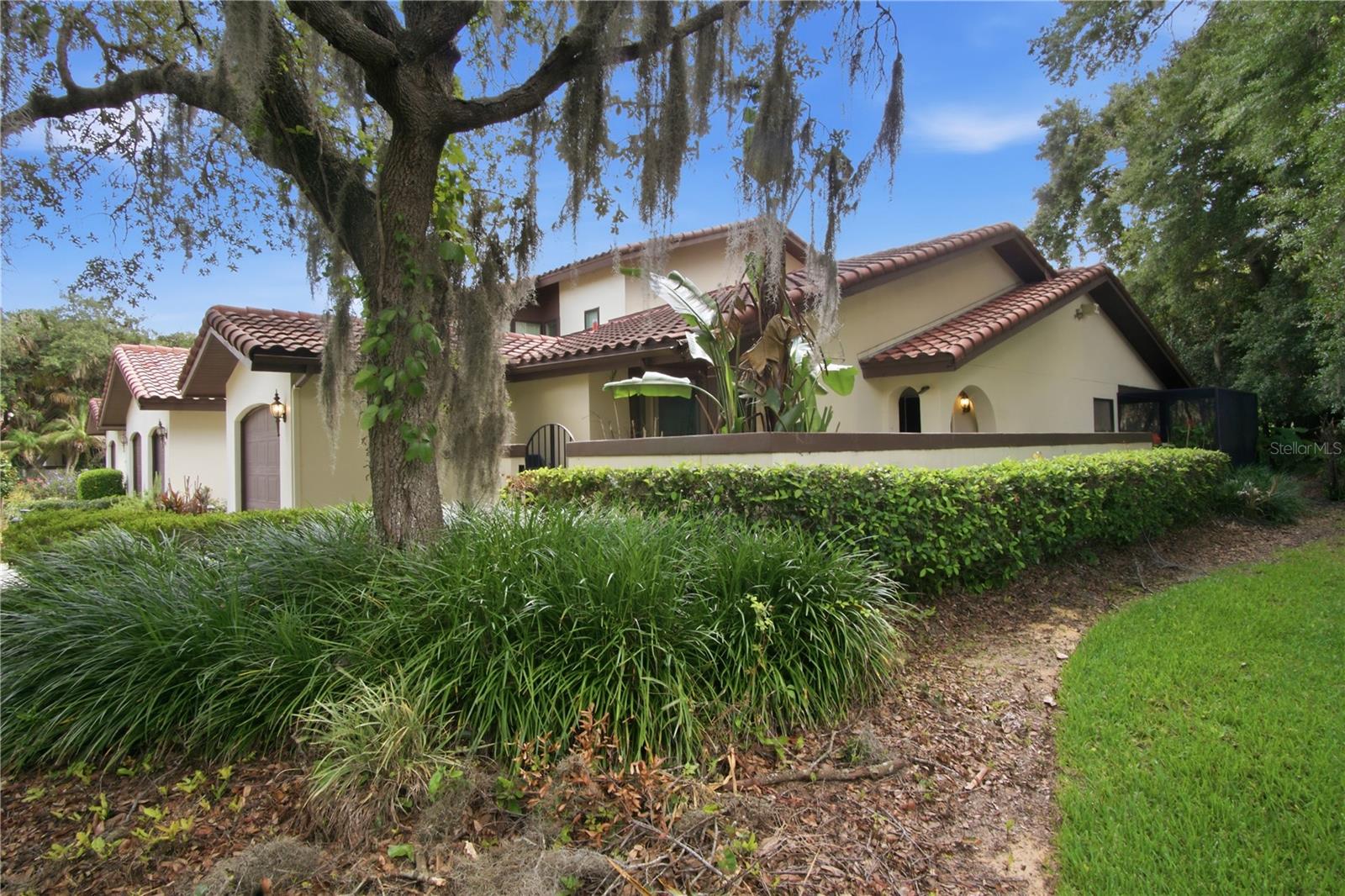 GRENELEFE CLUB ESTATES - Residential Lease