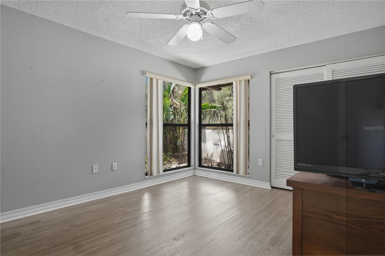 GRENELEFE CLUB ESTATES - Residential Lease