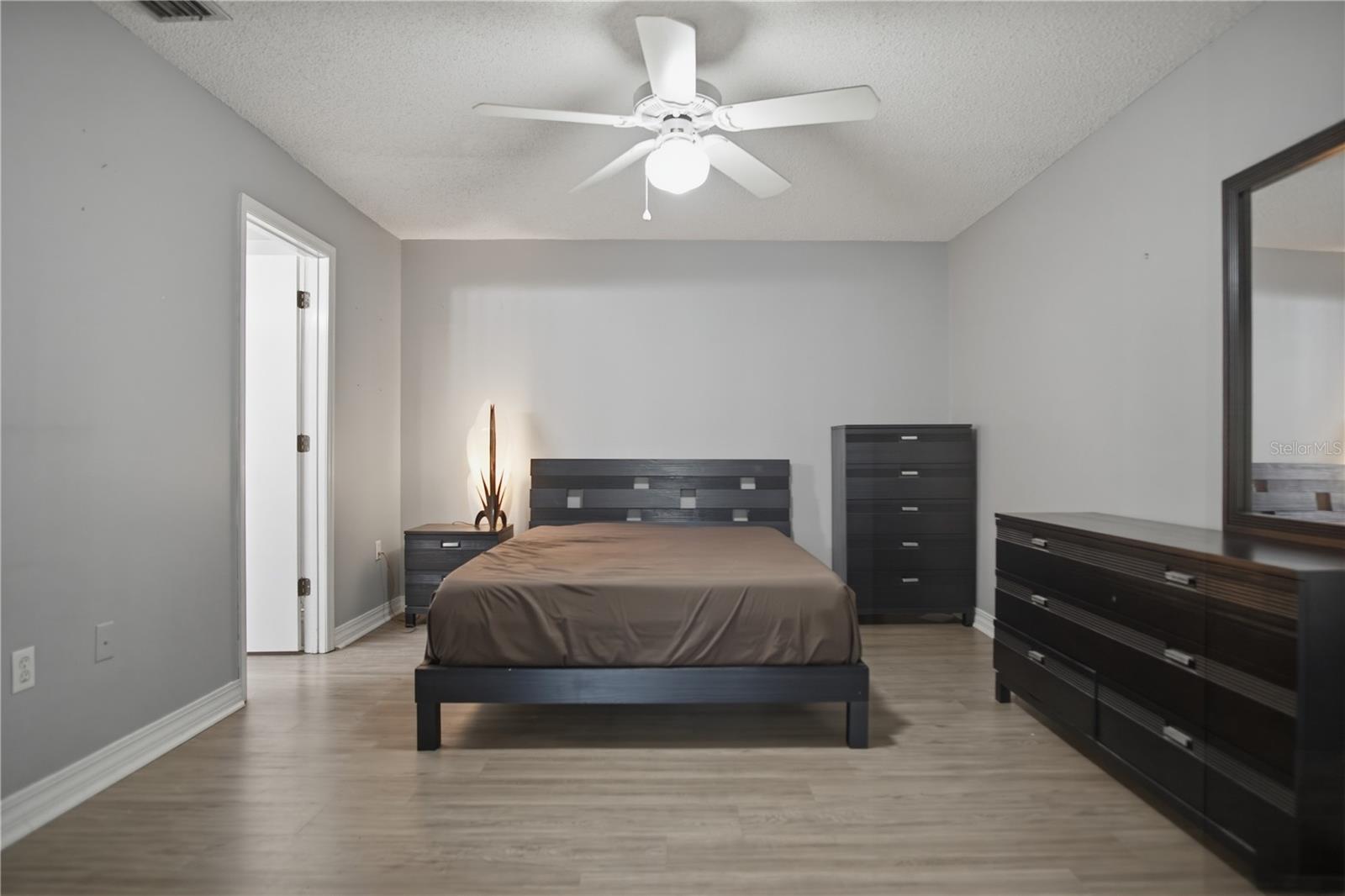 GRENELEFE CLUB ESTATES - Residential Lease