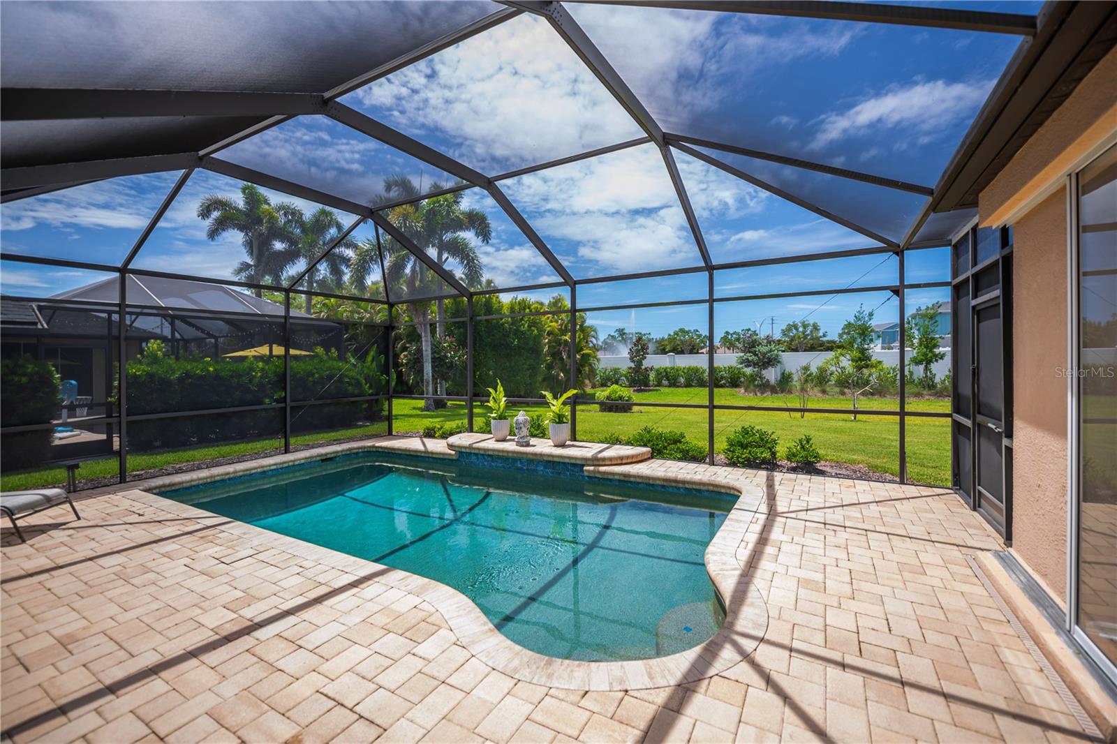 VENICE PALMS PH 2 - Residential