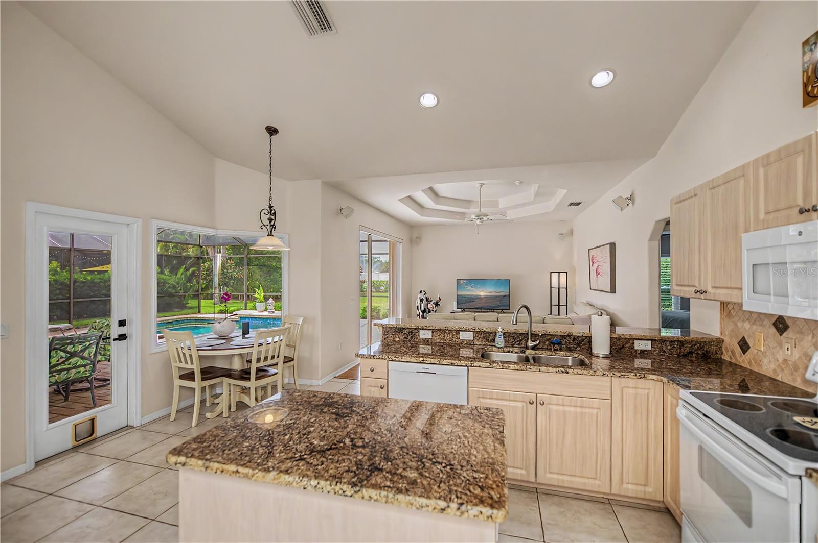 VENICE PALMS PH 2 - Residential