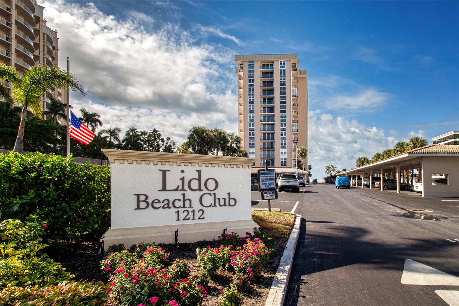 LIDO BEACH CLUB - Residential
