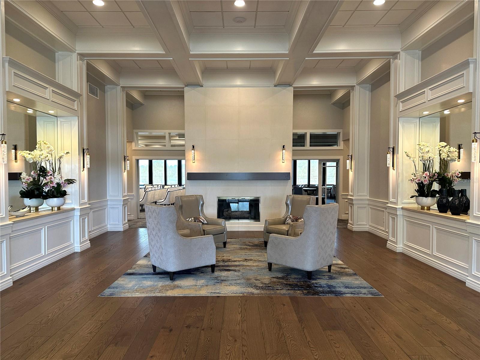 HERITAGE OAKS GOLF & COUNTRY CLUB - Residential