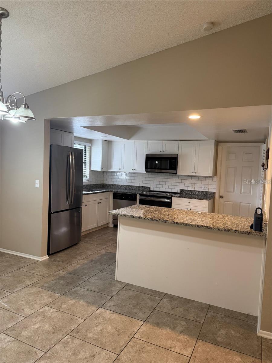 COLONIAL OAKS - Residential