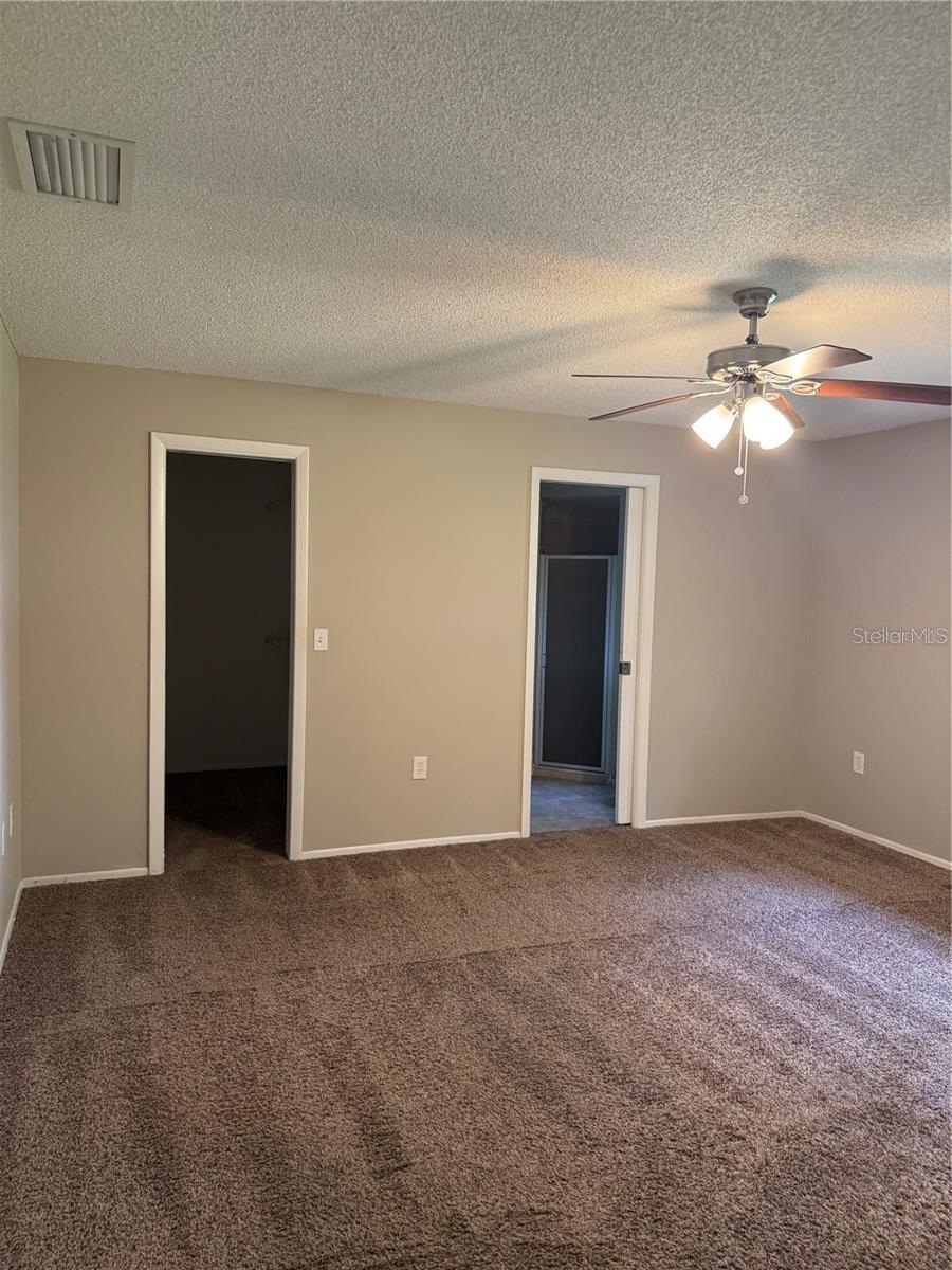 COLONIAL OAKS - Residential