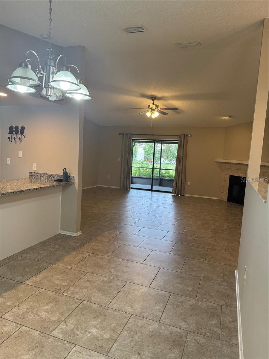 COLONIAL OAKS - Residential