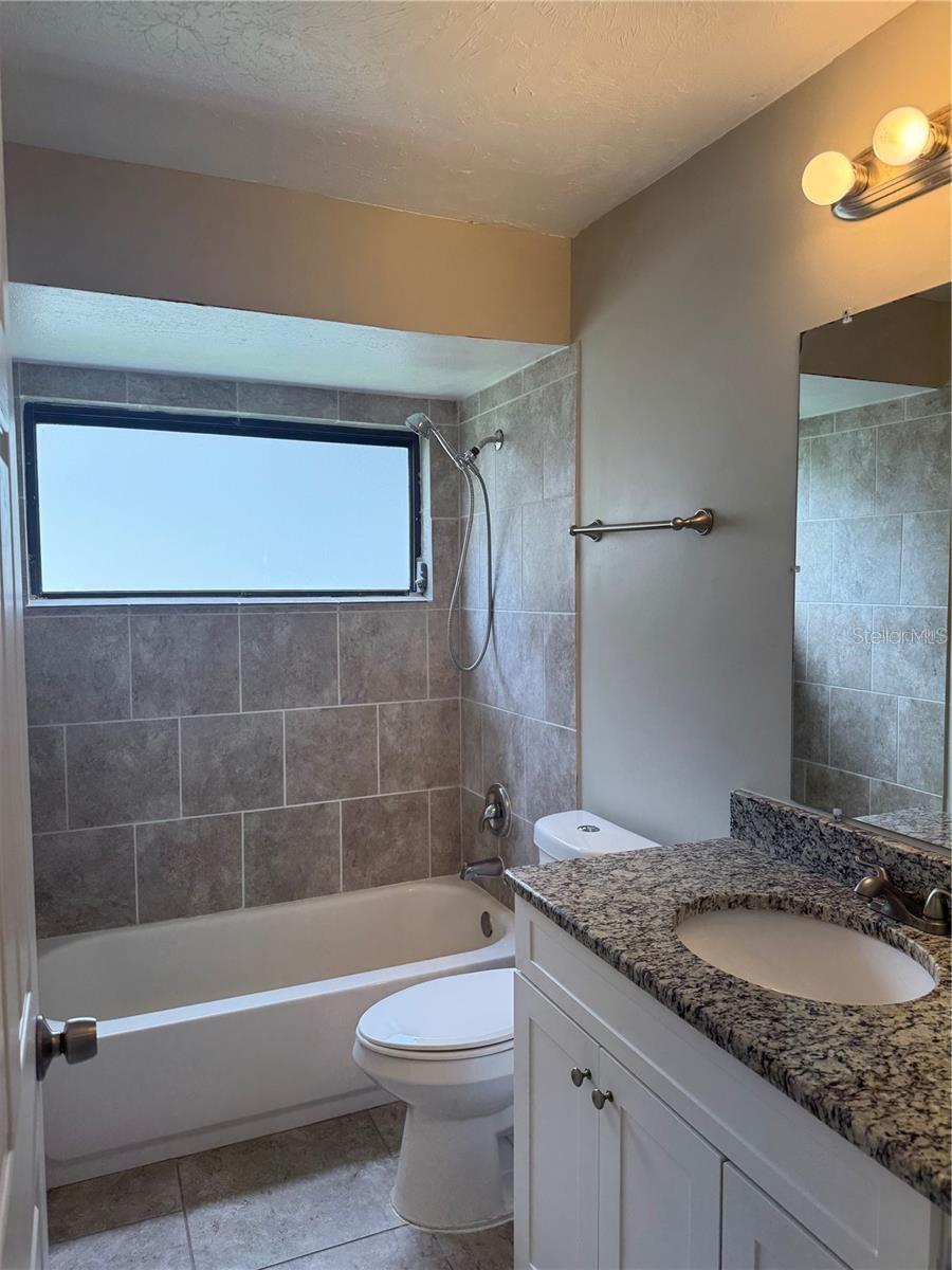 COLONIAL OAKS - Residential