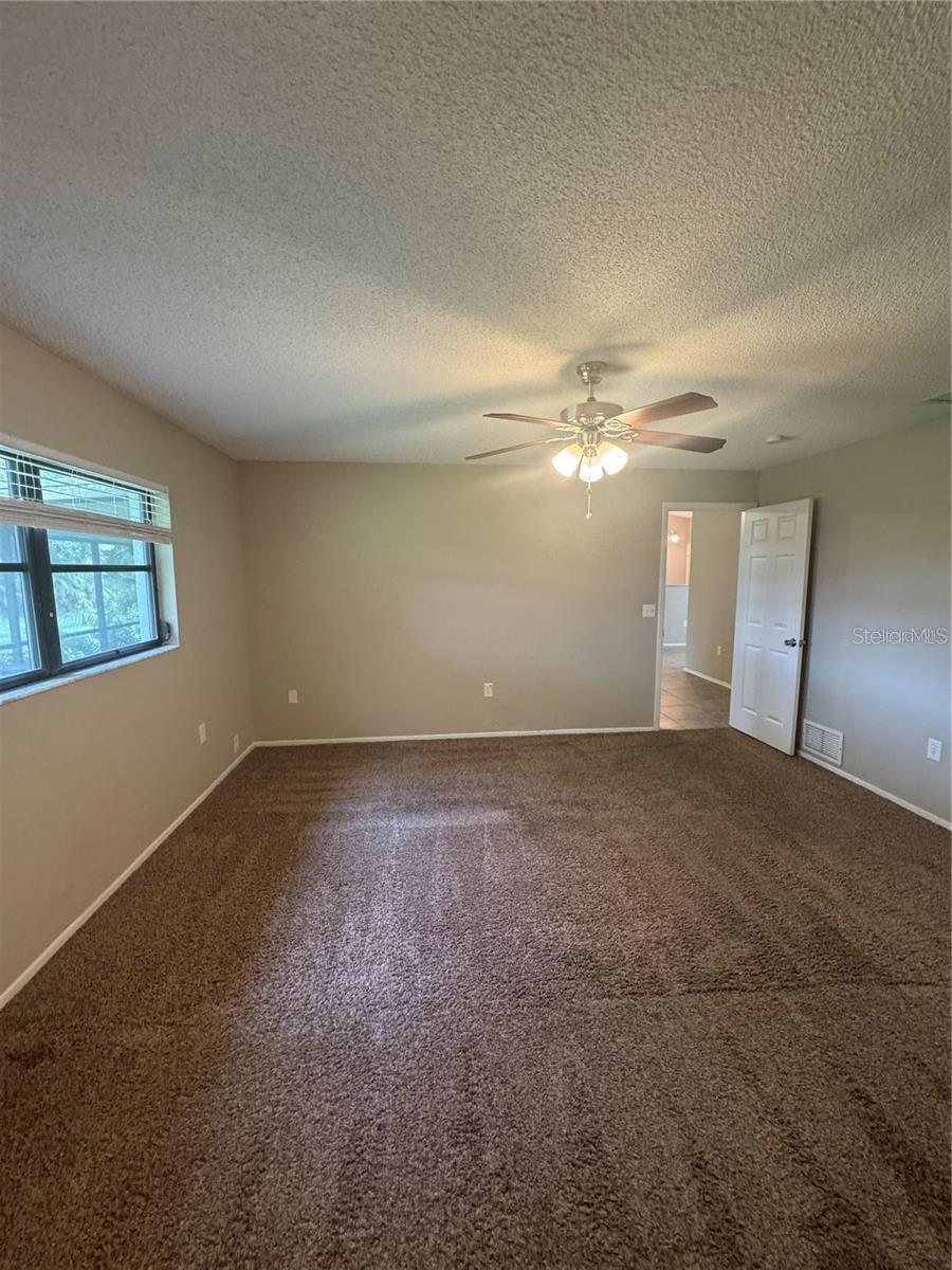 COLONIAL OAKS - Residential