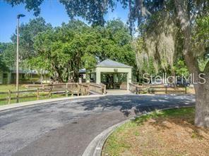 COLONIAL OAKS - Residential