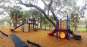 COLONIAL OAKS - Residential