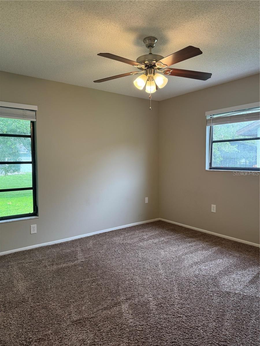 COLONIAL OAKS - Residential