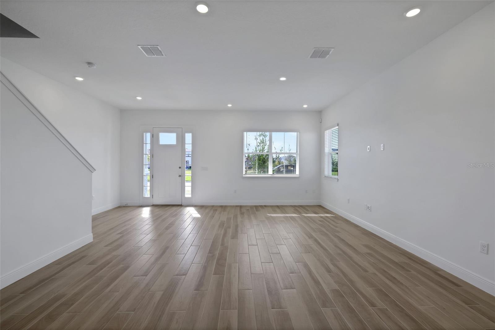 WESLYN PARK PH 2 - Residential