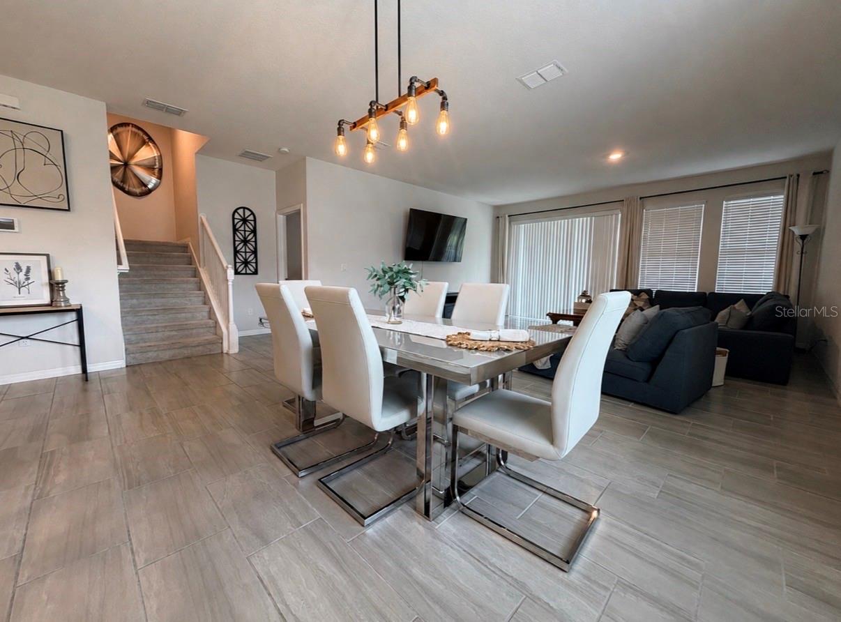 BRIDLEWOOD - Residential