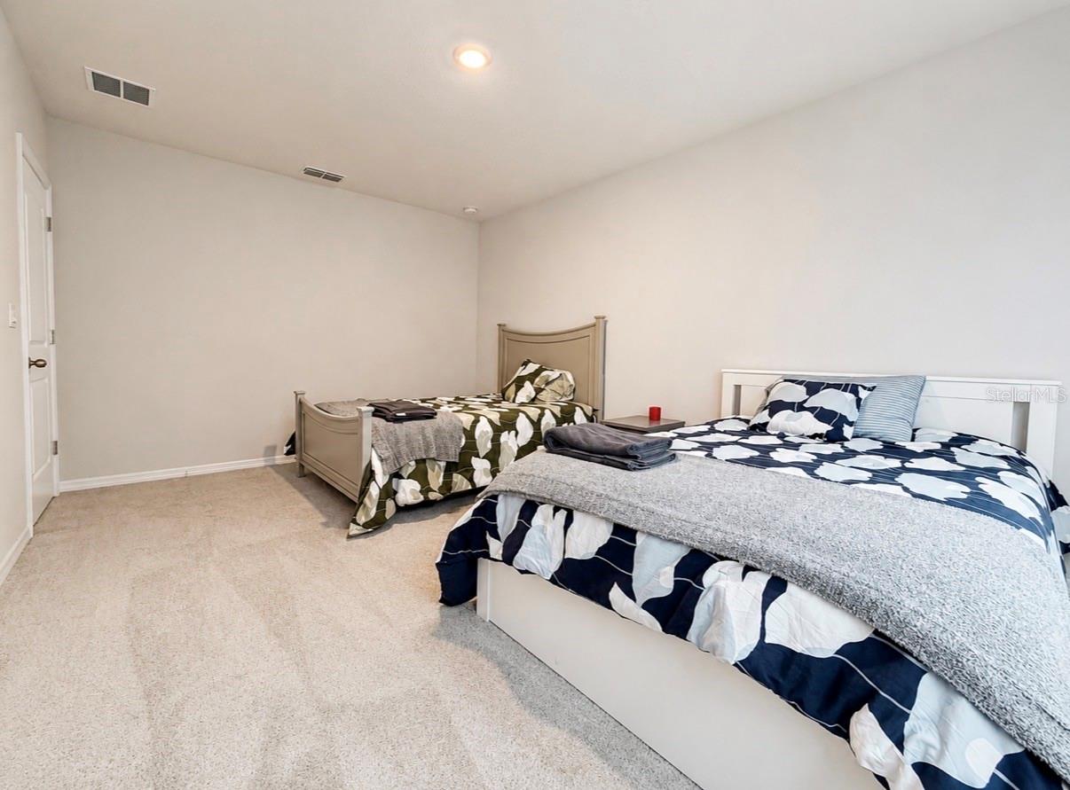 BRIDLEWOOD - Residential