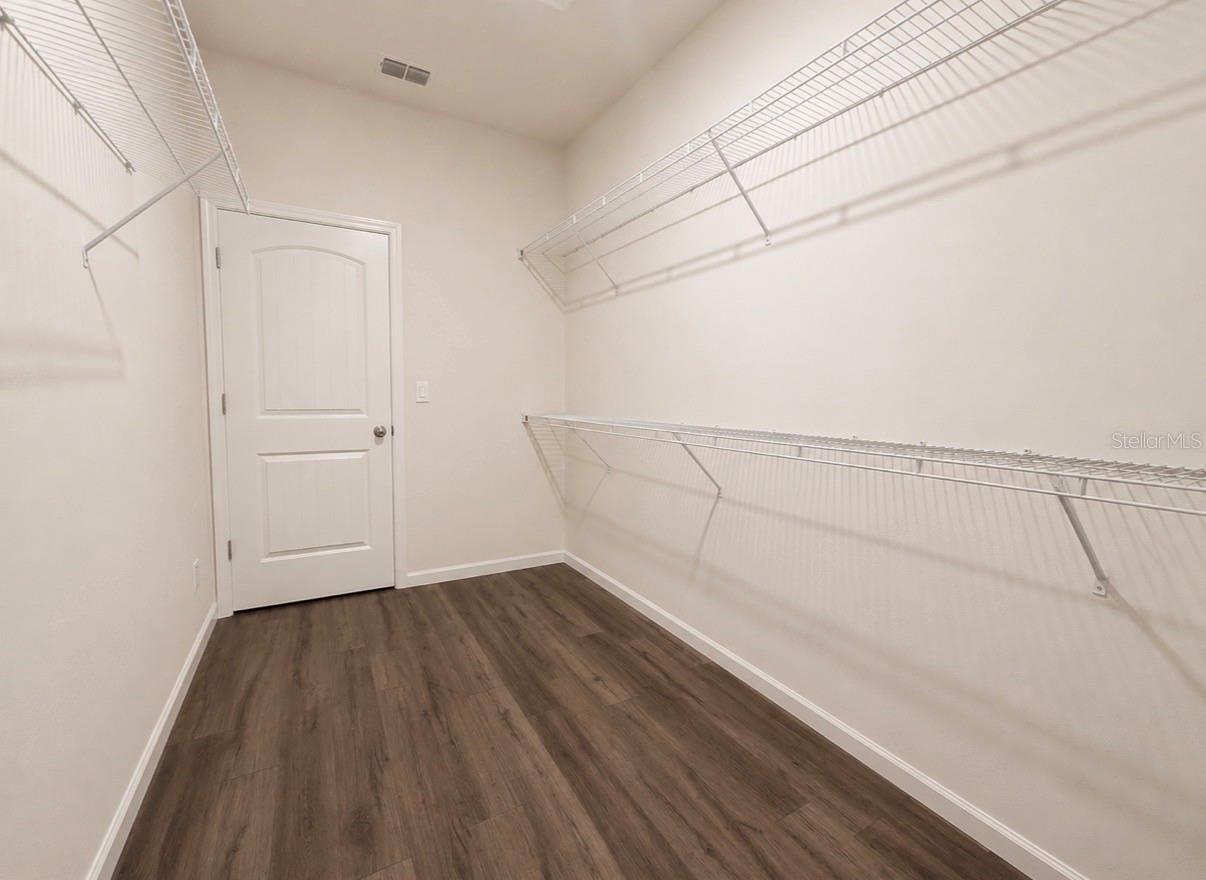 BRIDLEWOOD - Residential