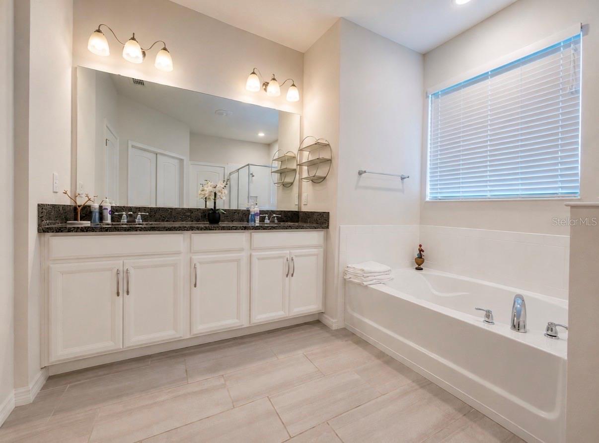 BRIDLEWOOD - Residential