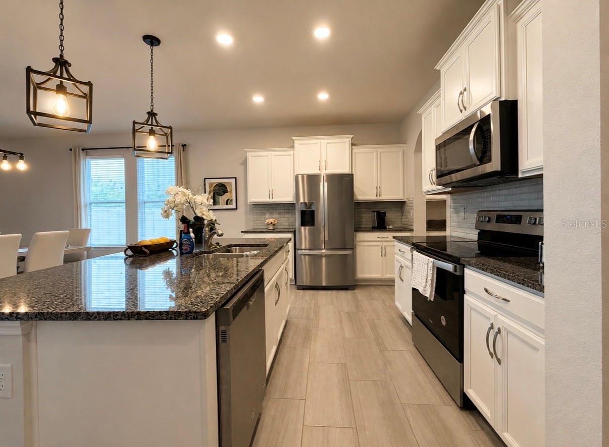 BRIDLEWOOD - Residential