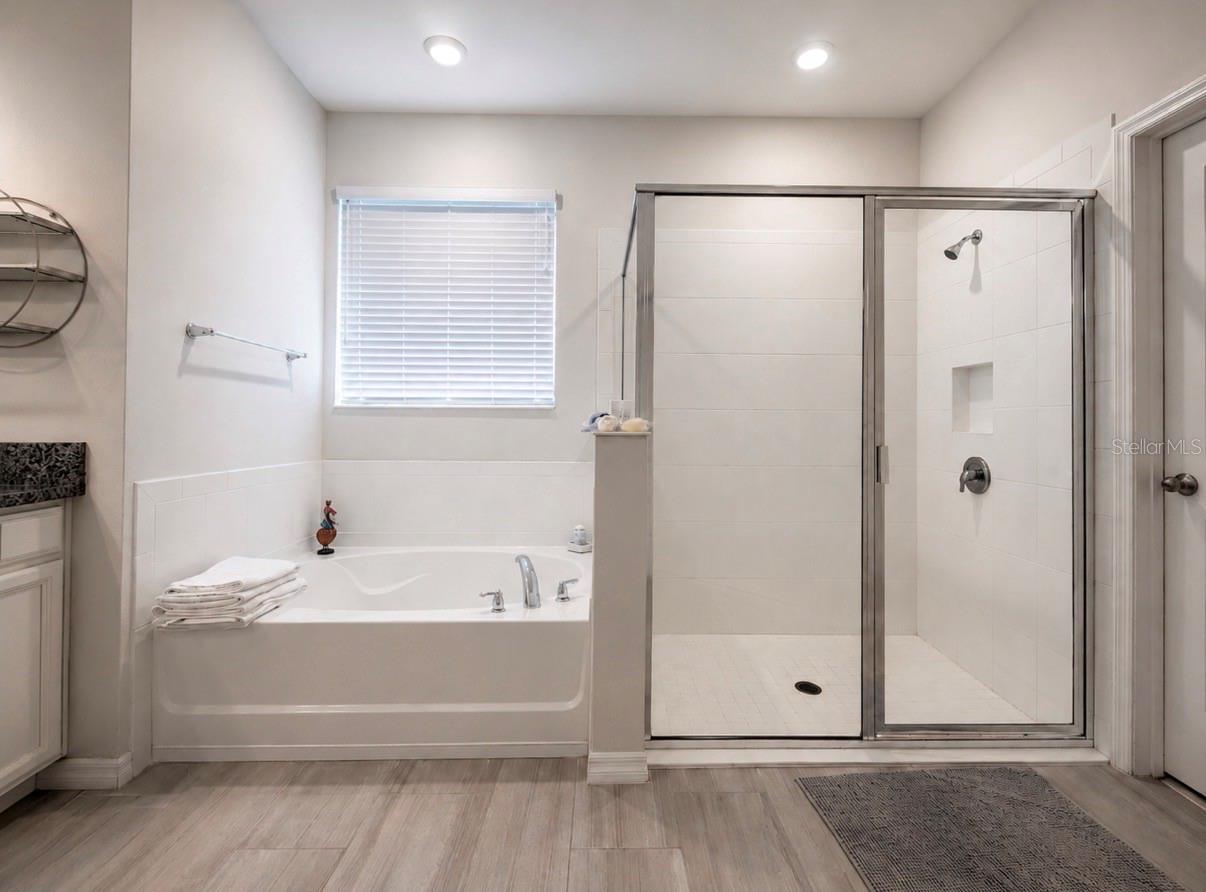 BRIDLEWOOD - Residential