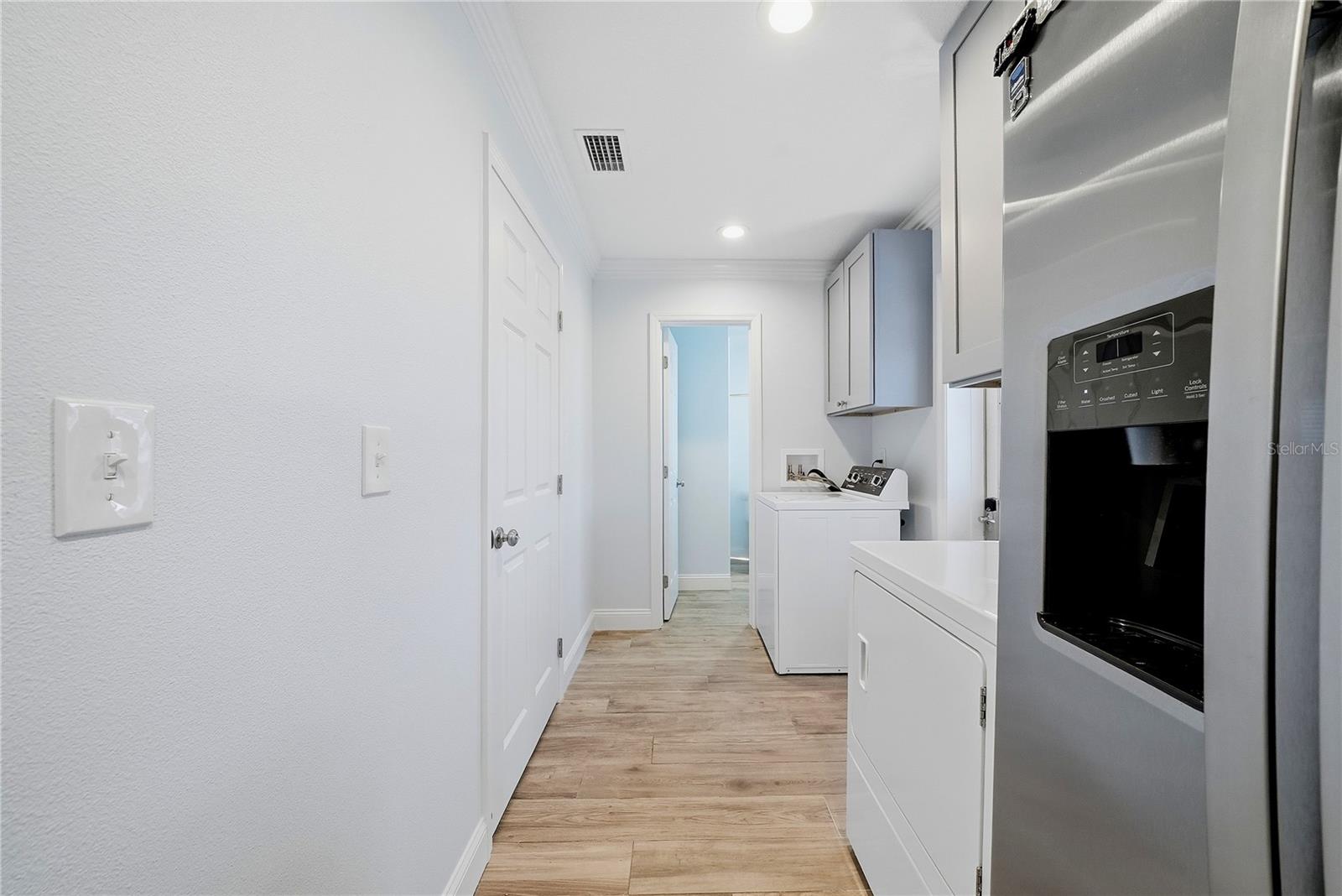 SANDPIPER POINT - Residential