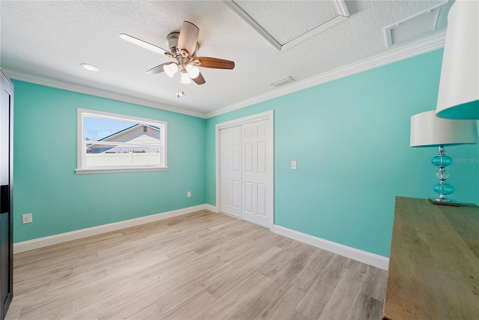 SANDPIPER POINT - Residential