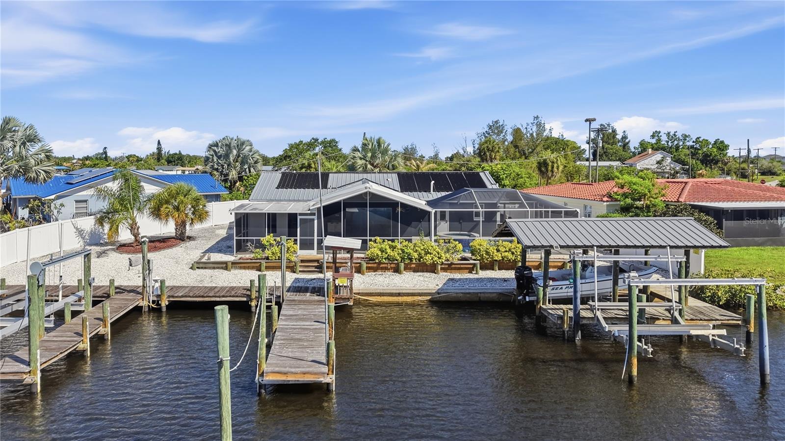 SANDPIPER POINT - Residential