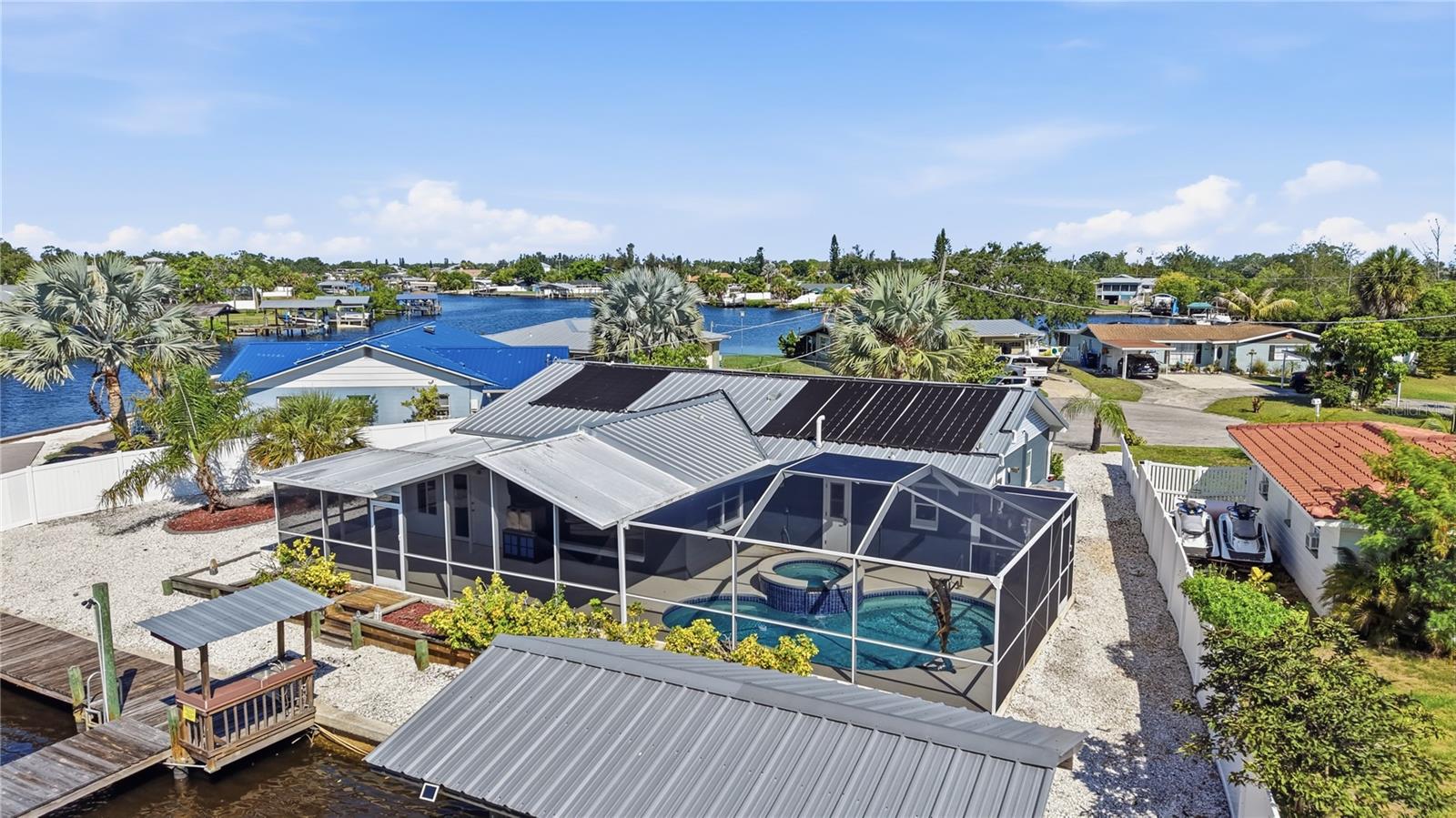 SANDPIPER POINT - Residential
