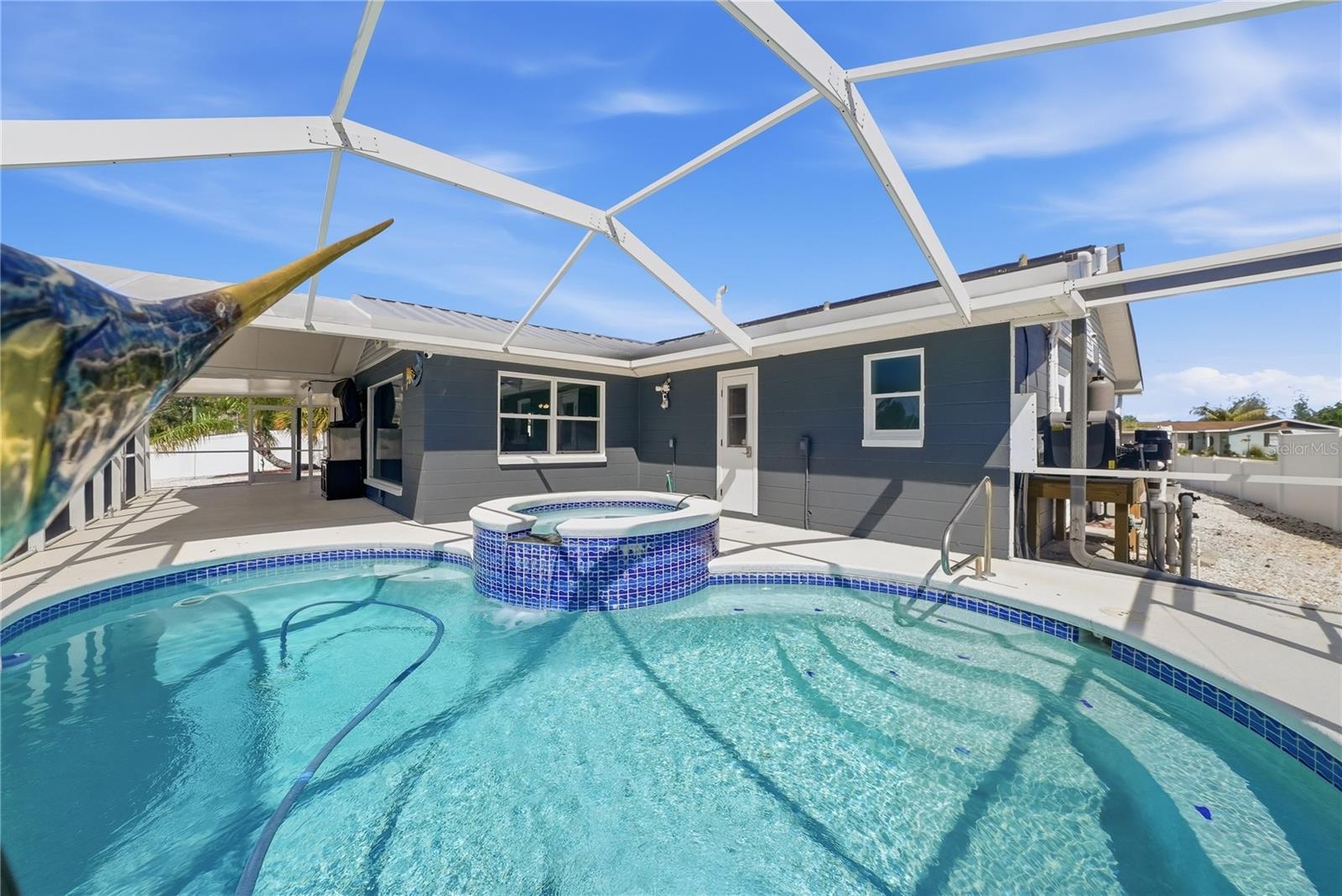 SANDPIPER POINT - Residential
