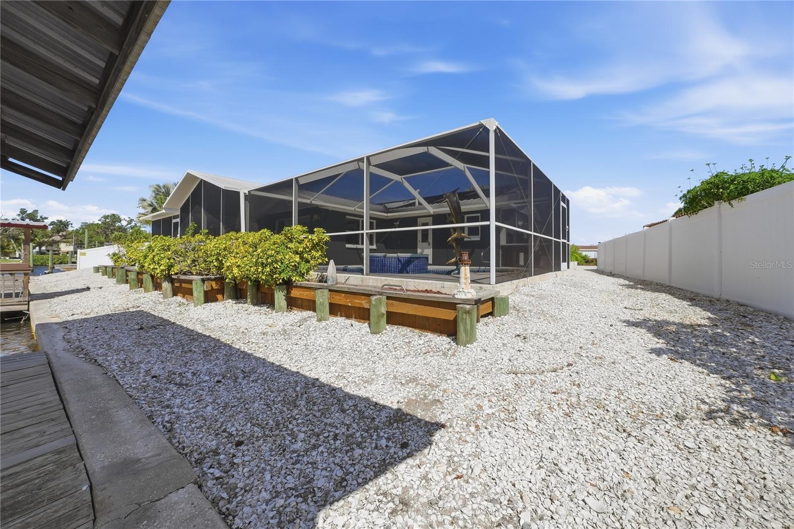 SANDPIPER POINT - Residential