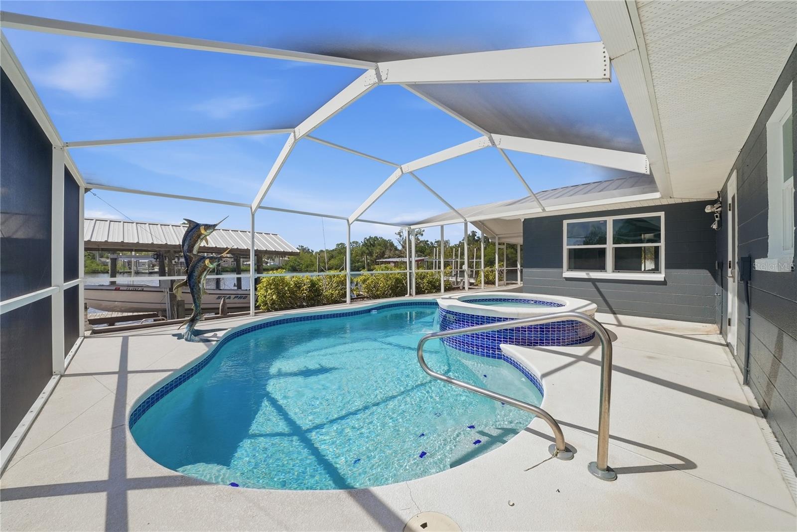 SANDPIPER POINT - Residential